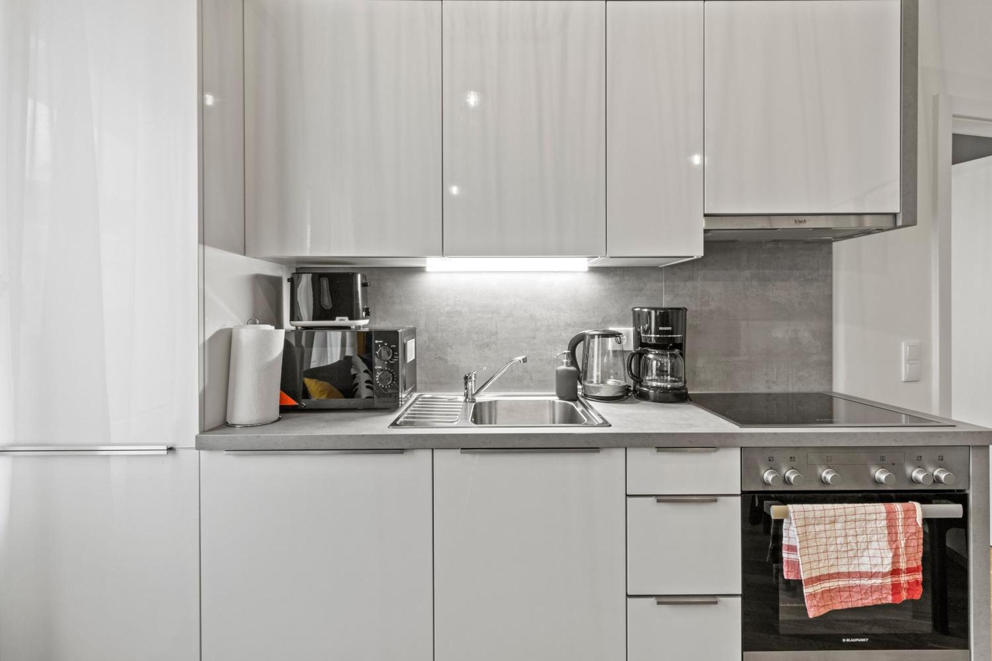 1 Min To Public Transport - 3 Min To Supermarket And Pharmacy - On-Site Parking For 19,90 Eur Viena Exterior foto